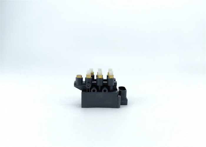 37206861882 Air Suspension Solenoid Valve Block For BMW G11 G12