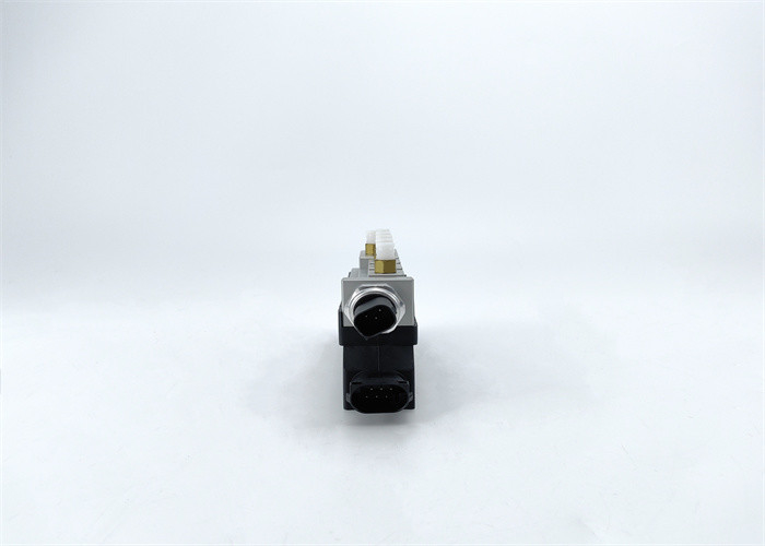 A2203200258 Air Suspension Solenoid Valve Block For Mercedes Benz W220