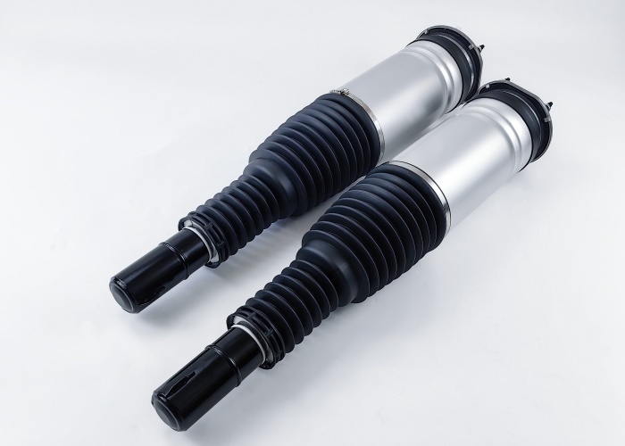 Land Rover Discovery 5 L462 Front Air Suspension Struts Pair